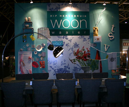 Woonwaaier Hip Hergebruik, 56 Ideeen voor een Budget Chic Interieur. Auteur: Marie-Gon Vos, Inspirerende Presentatie op de Woonbeurs WoonIdee LEES MEER... Woonwaaier Hip Hergebruik, 56 Ideeen voor een Budget Chic Interieur. Auteur: Marie-Gon Vos, Inspirerende Presentatie op de Woonbeurs WoonIdee LEES MEER...