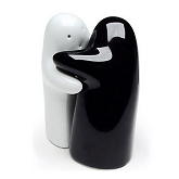 Romantisch Cadeau: Hug Peper en Zoutstel, Designer Alberto Mantilla (DroomHome.nl)