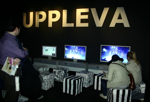 Ikea Uppleva TV-Meubel - Ikea Uppleva TV & Multimedia Set, Introductie op Milaan Design Week Salone del Mobile 2012 - Ikea Uppleva Demo Unit LEES MEER ... (Foto Ikea Uppleva TV_meubel, Salone del Mobile Beurs 2012 door DroomHome.nl Ikea Uppleva TV-Meubel - Ikea Uppleva TV & Multimedia Set, Introductie op Milaan Design Week Salone del Mobile 2012 - Ikea Uppleva Demo Unit LEES MEER ... (Foto Ikea Uppleva TV_meubel, Salone del Mobile Beurs 2012 door DroomHome.nl