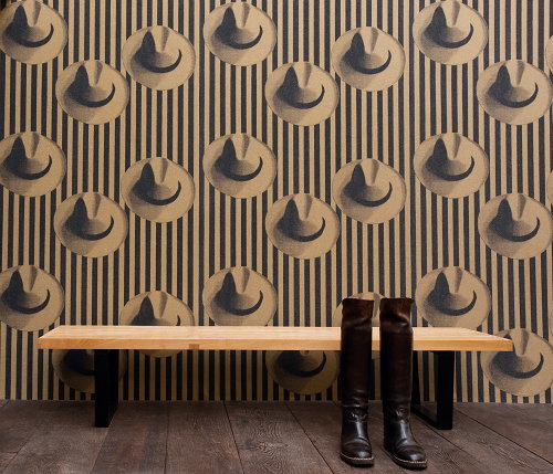 Woontrend Revival - Trendy Retro Interieur met Hippe Vloer & Wandbekleding - Élitis Behang Hoeden - 5 Interieurstijlen LEES MEER... (Foto Perscentrum Wonen  op DroomHome.nl)