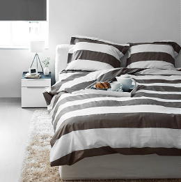Nieuwste Jan des Bouvrie Naturel Collectie Slaapkamer Interieur met Prachtig Linnen Streep Beddengoed, by Gamma