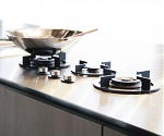 Keuken Design - Moderne Kookplaten in de Keuken! Van gasfornuis, Inductie Kookplaat tot Halogeen en Keramische Kookplaat LEES MEER... (Foto Perscentrum Wonen op DroomHome.nl) Keuken Design - Moderne Kookplaten in de Keuken! Van gasfornuis, Inductie Kookplaat tot Halogeen en Keramische Kookplaat LEES MEER... (Foto Perscentrum Wonen op DroomHome.nl)