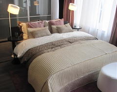 Luxe Ikea Collectie - Modern Klassiek Ikea Slaapkamerinrichting met Luxe Ikea Bedden en Beddengoed LEES MEER... (Foto Perscentrum Wonen op DroomHome.nl)