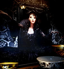 Ontwerper Marcel Wanders Glamour KerstCollectie Zwarte Kerstversiering Black Christmas Collection voor de Bijenkorf FOTO OVERZICHT...DroomHome.nl Ontwerper Marcel Wanders Glamour KerstCollectie Zwarte Kerstversiering Black Christmas Collection voor de Bijenkorf FOTO OVERZICHT...DroomHome.nl