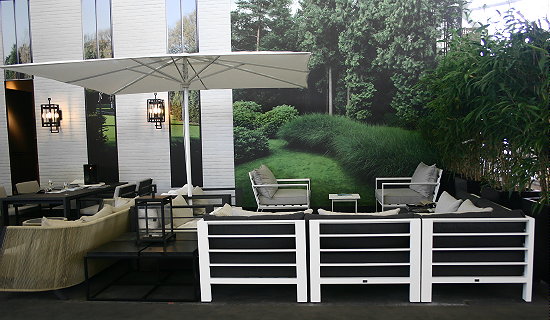 Marcel Wolterinck - Wolterinck's World Club, Woonbeurs Amsterdam 2011 Huis & Tuin Ontwerp - Marcel Wolterinck Ontwerp Borek Parasol & Outdoor Furniture, Wolterinck Collectie Buitenmeubelen Horizon, Modena en Cosenza voor Borek LEES MEER.. (Foto Marcel Wolterinck's World Club door DroomHome.nl Marcel Wolterinck - Wolterinck's World Club, Woonbeurs Amsterdam 2011 Huis & Tuin Ontwerp - Marcel Wolterinck Ontwerp Borek Parasol & Outdoor Furniture, Wolterinck Collectie Buitenmeubelen Horizon, Modena en Cosenza voor Borek LEES MEER.. (Foto Marcel Wolterinck's World Club door DroomHome.nl