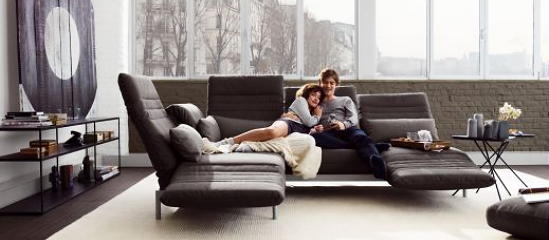 Stoelen & Banken 2011 Trends - Living & Lounging (Foto Rolf Benz Bank Plura, Perscentrum Wonen) op DroomHome.nl