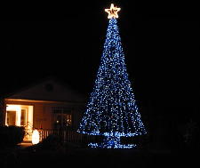 Metershoge Vlaggenmast Kerstboom Kerstverlichting met Honderen Led Lampjes LEES MEER... (DroomHome.nl) Metershoge Vlaggenmast Kerstboom Kerstverlichting met Honderen Led Lampjes LEES MEER... (DroomHome.nl)