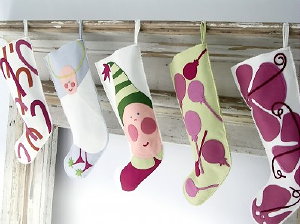 Trendy Kerstsokken Maken - Hippe Kerstsokken in Paars & Wit als Geweldige Kerstdecoratie in Huis - Meer Kerst ... (Foto 123rf)